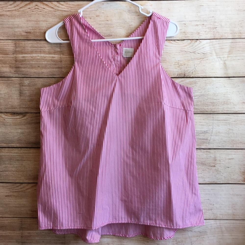 NEW WITHOUT TAGS CUPIO PINK AND WHITE STRIPED TOP‎